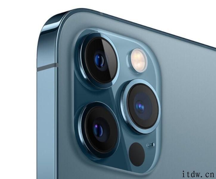 曝苹果 iPhone 13 系列产品 Face ID 重构，刘海更小，超广角镜头升级