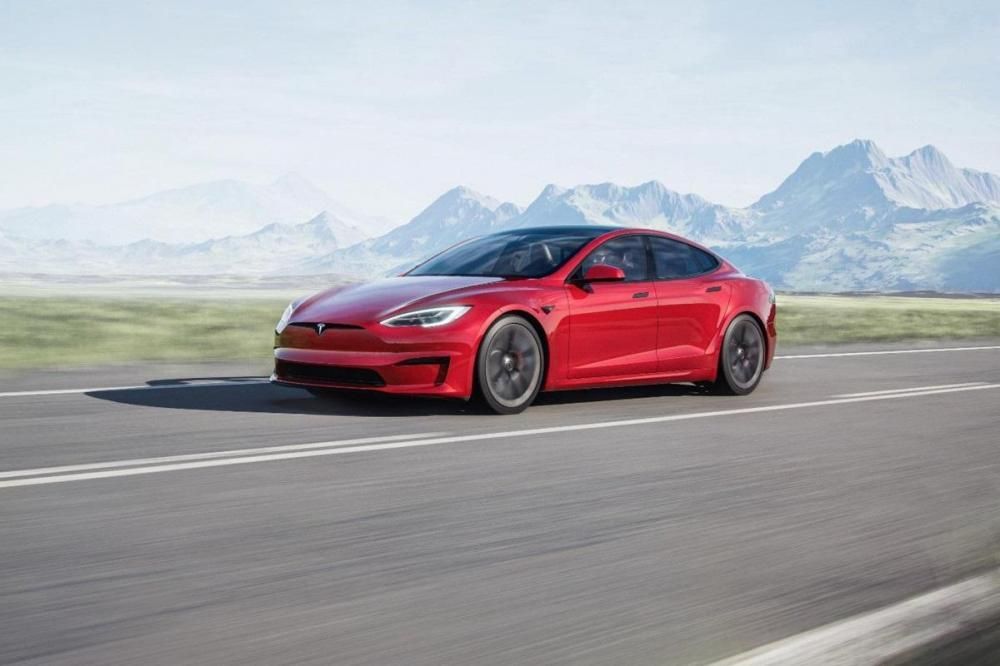 特斯拉宣布发布再次设计方案的 Model S：外观内饰焕然一新，采用 U 型方向盘