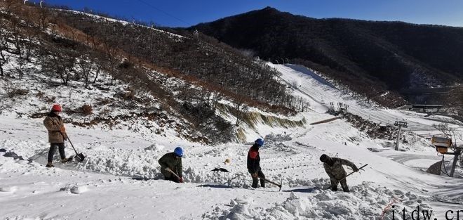 就地新年：假装沒有 2020，让我们立即从 2021 开始吧