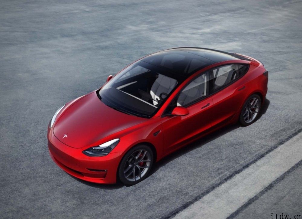 特斯拉中止美国加州工厂 Model 3 生产两个星期