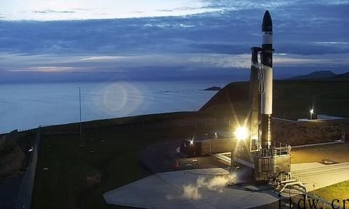 SpaceX 竞争对手 Rocket Lab 公布与 SPAC 合并上市，估值 41 亿美金