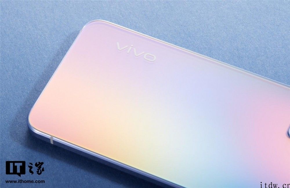 【IT之家开箱】vivo S9 印象拾光图赏：视觉与触觉的超薄