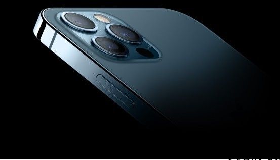 郭明錤：iPhone iPhone 13 Face ID 前摄原材料改用塑胶，iPhone 14 改用一体式镜头设计