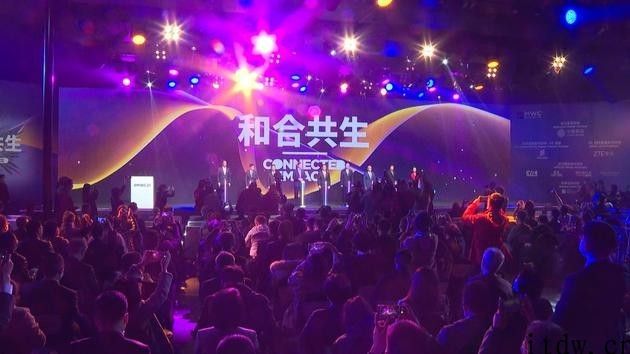 新冠疫情还没退，就想搞 MWC 2021 几万元人展会，难啊