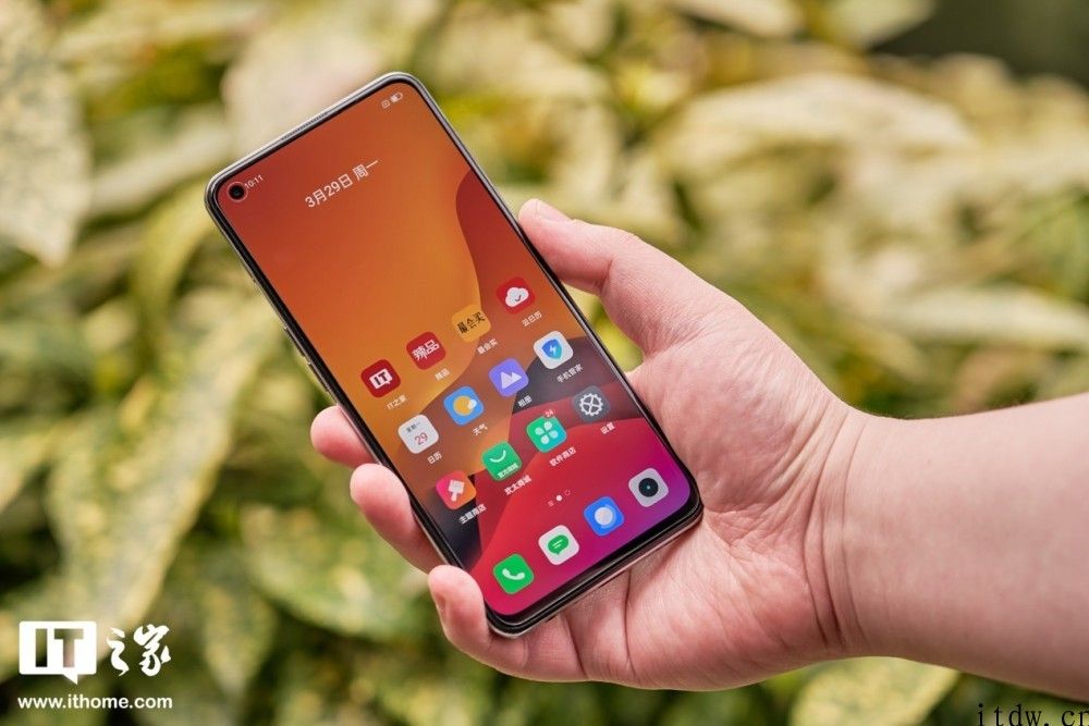 【IT之家评测室】素质平衡的性能小钢炮，realme 真我 GT Neo 上手感受