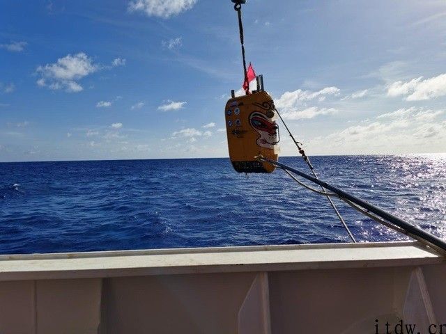 7709 米，哈尔滨工程大学 “悟空”号创中国 AUV 潜深新纪录