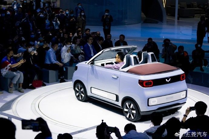 五菱宏光 MINI EV 敞篷版将登录欧洲开卖，起售价达 2 万欧元