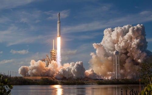 美国联邦航空管理局批准 SpaceX“星舰”飞船原形将来三次发射