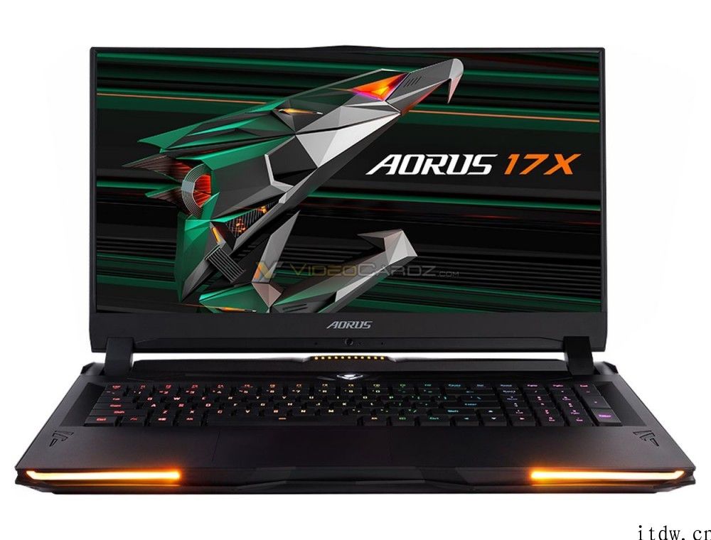 技嘉主板 AORUS/AERO/G 系列产品笔记本预热：搭载 H45 处理器，较大  17.3 英寸显示屏