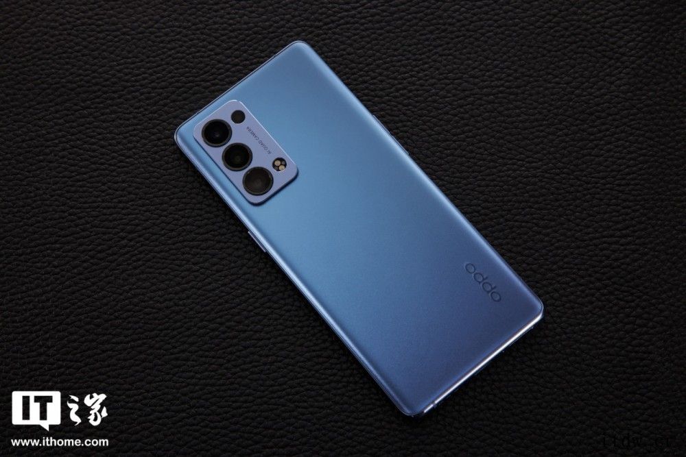 IT大王发布全新人像视频手机 OPPO Reno6 Pro+