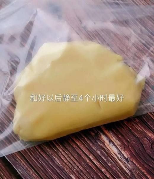 如何做广式蛋黄月饼才好吃