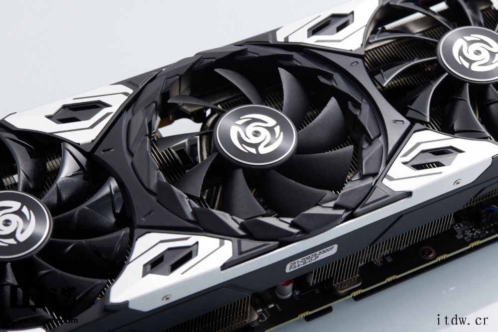 索泰 GeForce RTX 3080Ti索泰 GeForce RTX 3080Ti