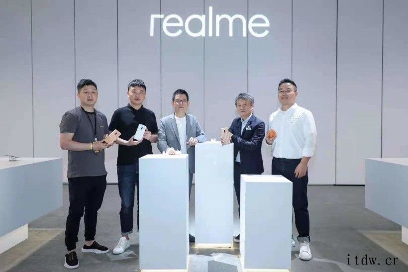 徐起曝光 realme 新机,预计为 X9 系列