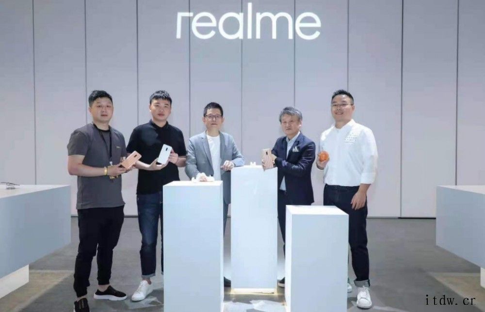 爆料:realme 下款手机并非 X9 系列,而是真我 GT