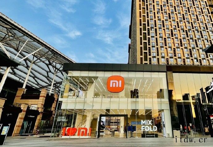 小米手机MIUI系统开机启动页换上全新圆角 MI Logo