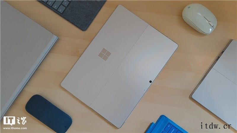 微软 Surface Pro 8 首发开箱图赏及使用初体验.