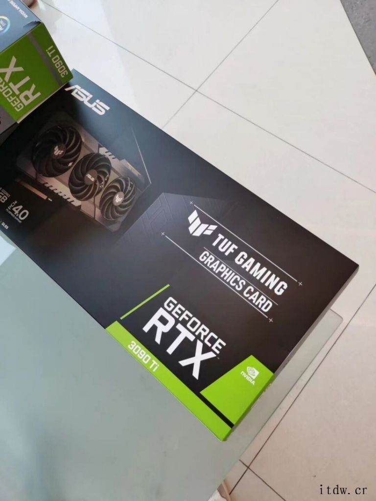 英伟达 RTX 3090 Ti 显卡包装曝光,1 月 CES