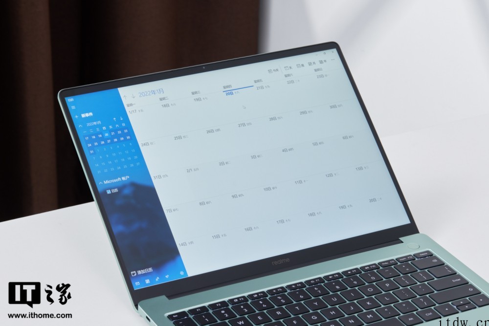 【IT之家开箱】realme Book 增强版笔记本天空青色