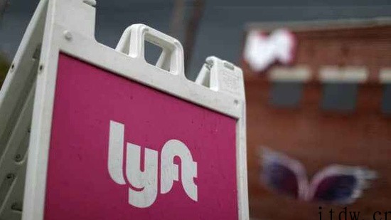 紧随 Uber 步伐:Lyft 因油价上涨收取临时燃油附加费