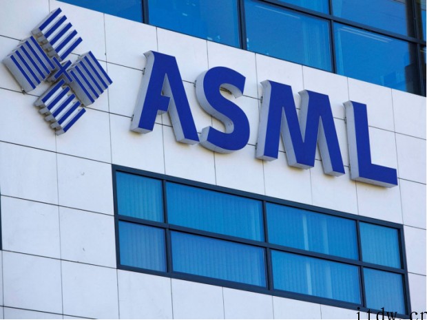 光刻机巨头 ASML:预计到 2023 年芯片产能仍将紧张