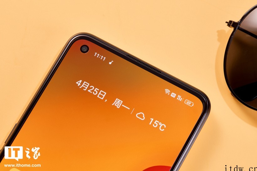 【IT之家开箱】realme 真我 Q5 Pro 图赏:千元