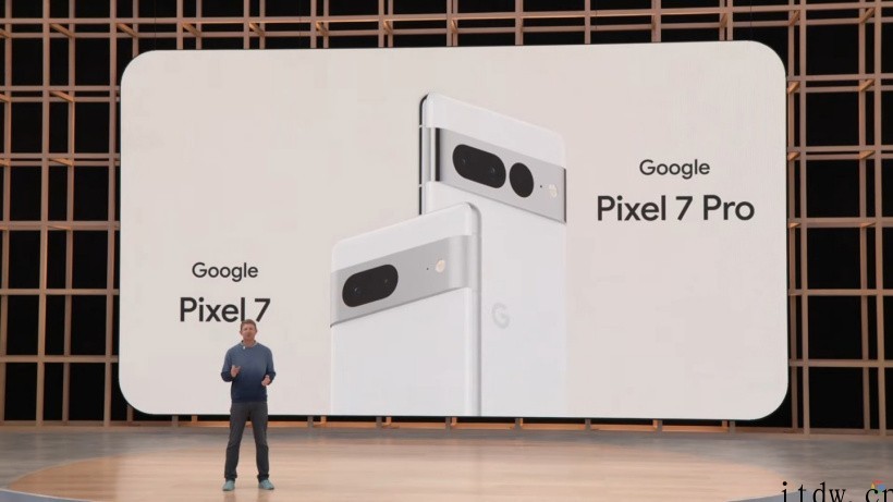 谷歌确认 Pixel 7 / Pro 秋季面世:标志性摄像头