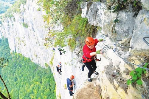 飞拉达攀岩在哪里(峨眉飞拉达攀岩在哪里)