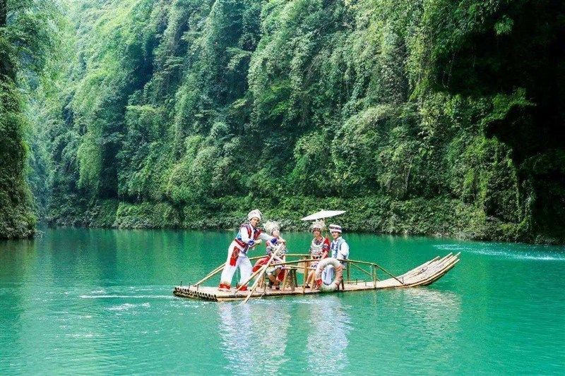 阿依河在哪里(贵州阿依河在哪里)