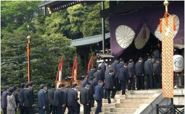 靖国神社在哪里(靖国神社是干嘛的)