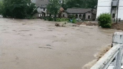 河南暴雨vs湖北暴雨(758暴雨河南758暴雨)