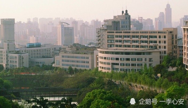 重庆财经大学在哪里(重庆财经大学融智学院)