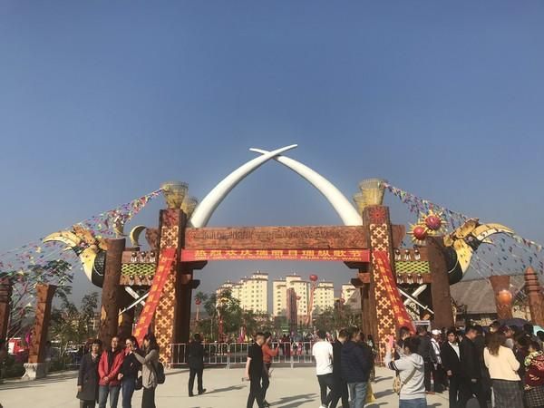 腾冲瑞丽在哪里(腾冲瑞丽芒市旅游攻略)