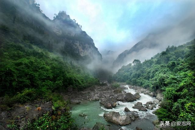 贵阳南江大峡谷在哪里(贵阳南江大峡谷门票价格)