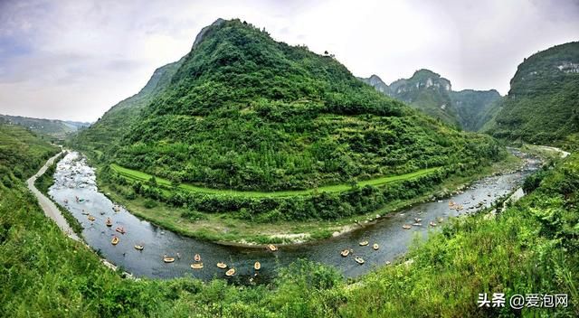 贵阳南江大峡谷在哪里(贵阳南江大峡谷门票价格)