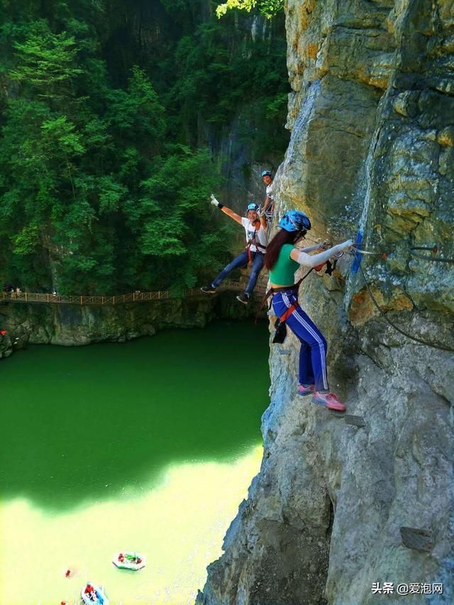 贵阳南江大峡谷在哪里(贵阳南江大峡谷门票价格)