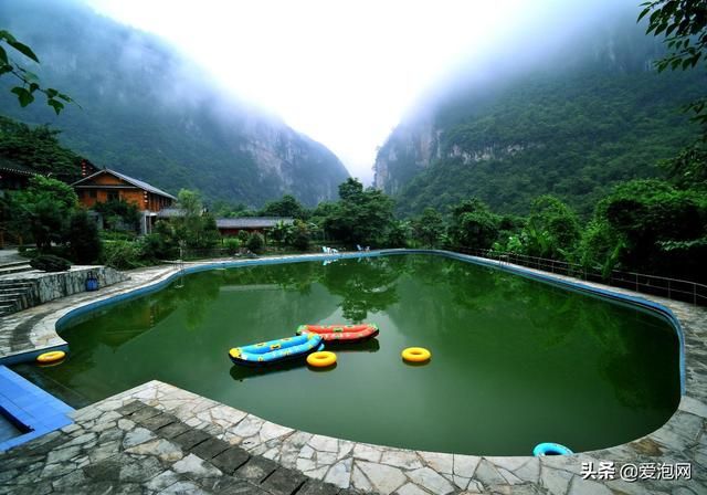 贵阳南江大峡谷在哪里(贵阳南江大峡谷门票价格)