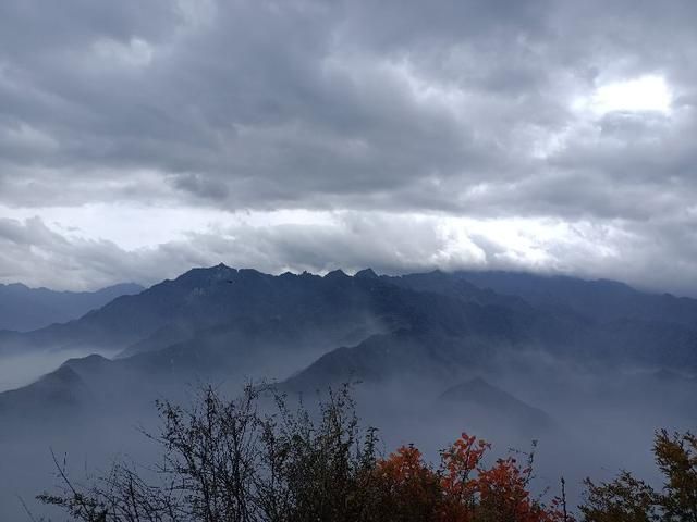 包含圭峰在哪的词条