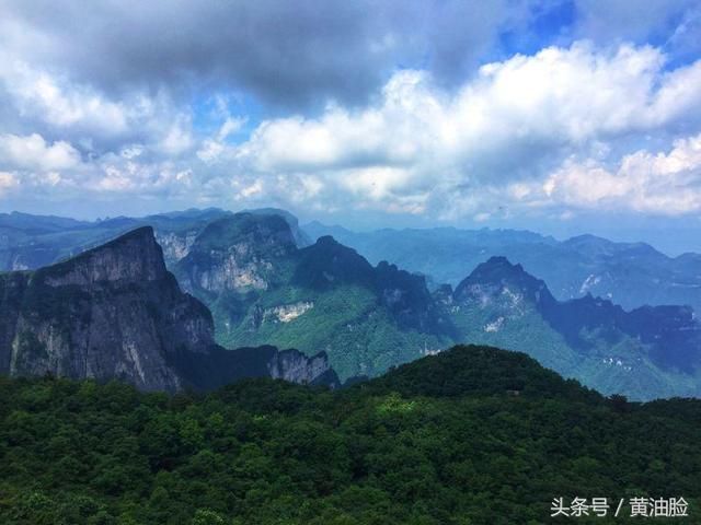 张家界天门山在哪(张家界天门山图片)