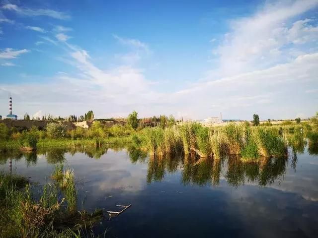 芳草湖在哪里(乌鲁木齐芳草湖在哪里)