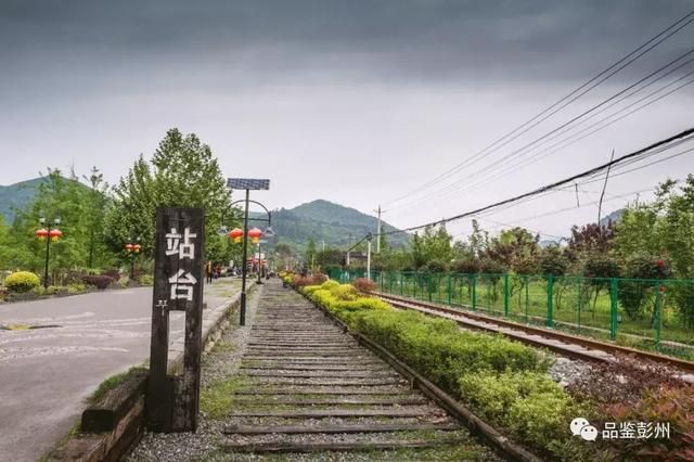 成都丹景山在哪里(成都丹景山旅游攻略)