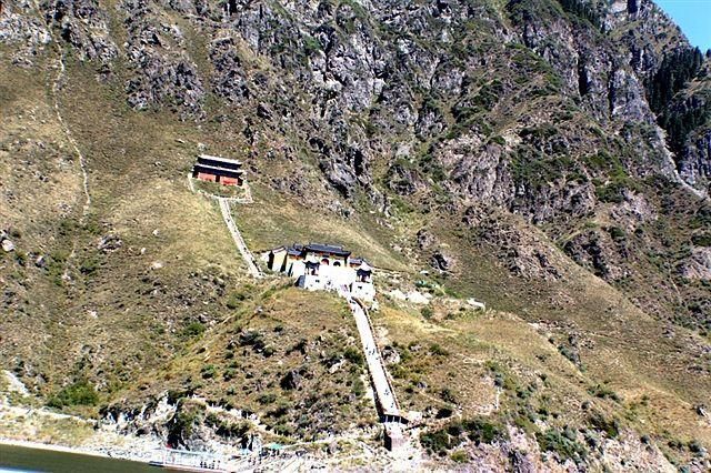 天山天池在哪里(天山天池在哪里哪个城市)