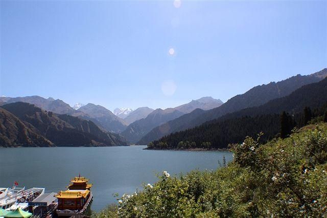 天山天池在哪里(天山天池在哪里哪个城市)