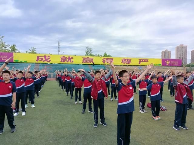 重庆渝北区学生服务(渝北区学生停课)