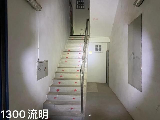 华为p8手电筒在哪里(华为手电筒在哪里)