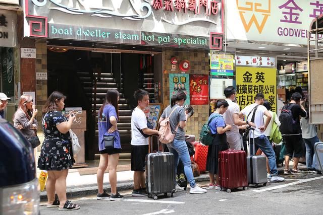 尖沙咀小吃街在哪里(北京牛街小吃街在哪里)