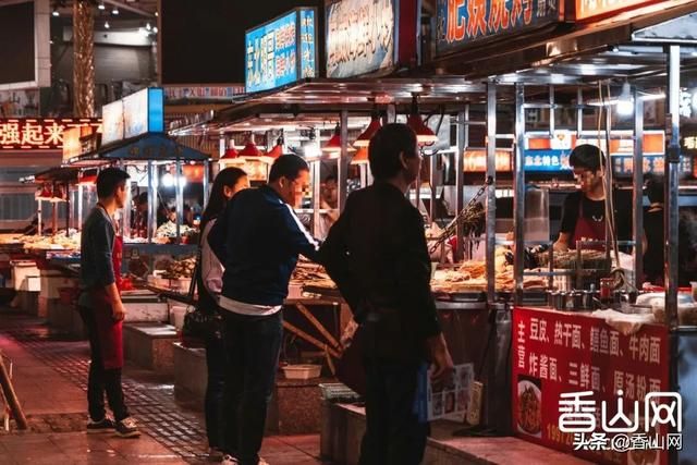 珠海夏湾夜市在哪里(珠海夏湾夜市摊位费多少钱)