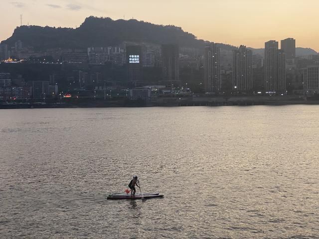 重庆市主城初中排名(重庆市主城区城行政区划调整方案)