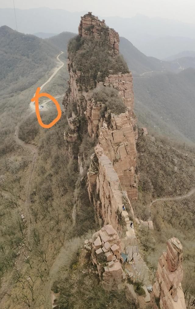 嶂石岩在哪(嶂石岩风景区官网)