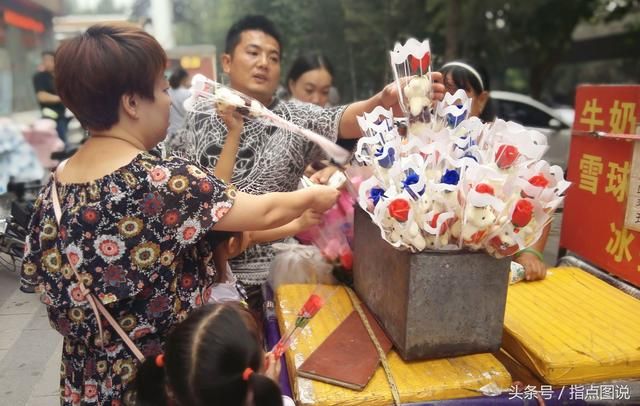 教师节在哪里买花送(教师节买花买几只)